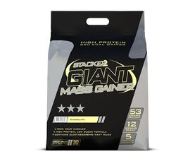 Giant Mass Gainer 6800g (Stacker2)